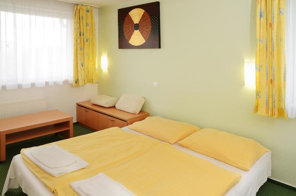 Hotel Imos Prague Room photo